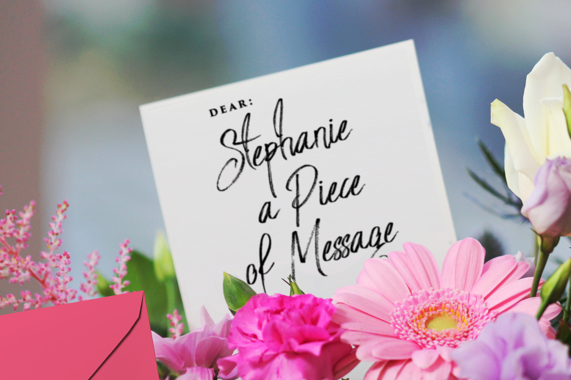 Strongloves – Handwritten Script Font